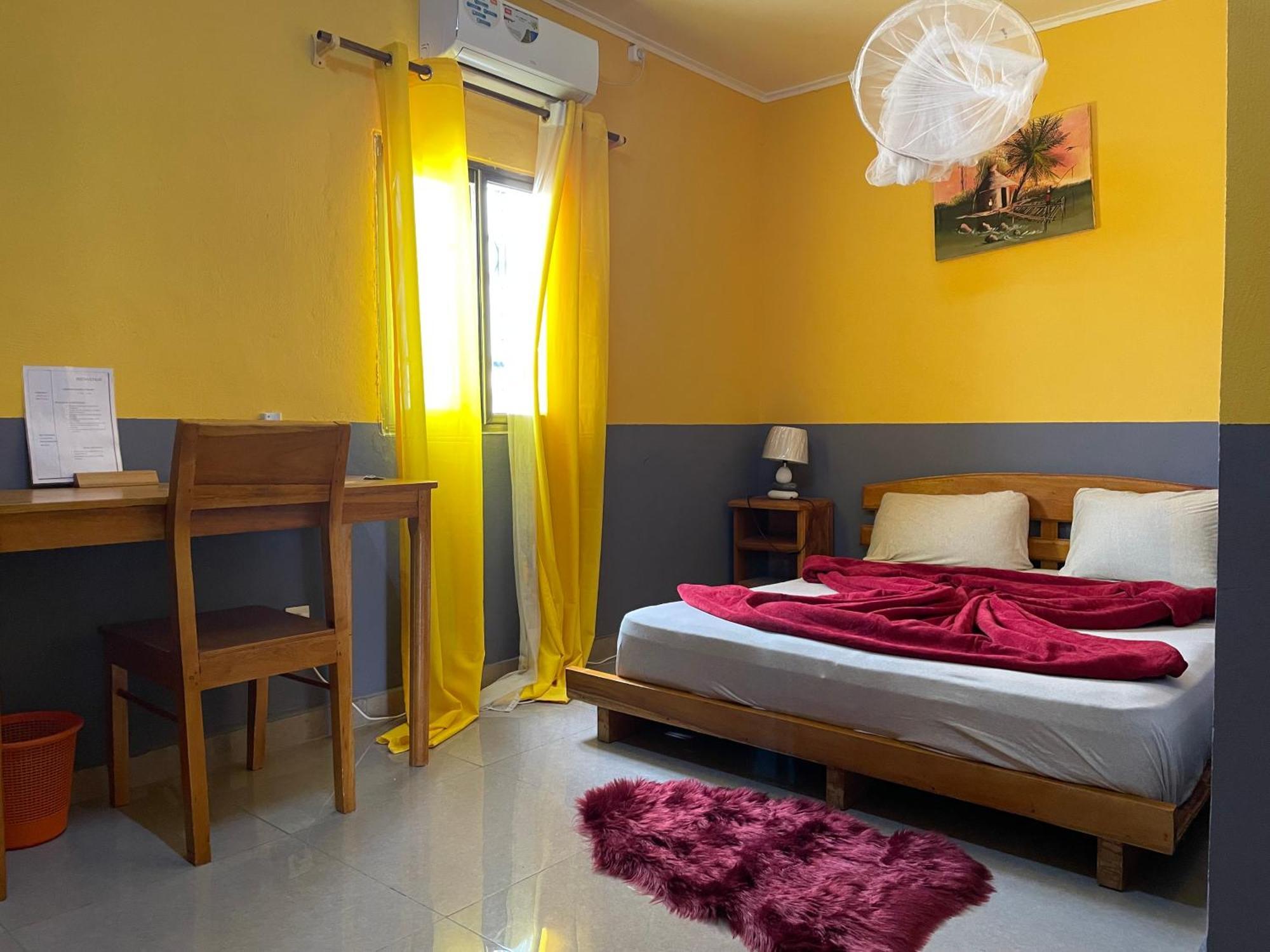 Residence Hotel Lux Fairborn - Port Gentil Екстер'єр фото